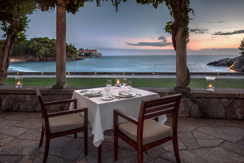 The 5 Top Luxury Restaurants At The Best Marinas In The World