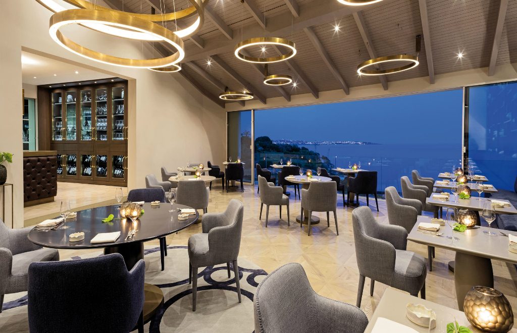 The 5 Top Luxury Restaurants At The Best Marinas In The World
