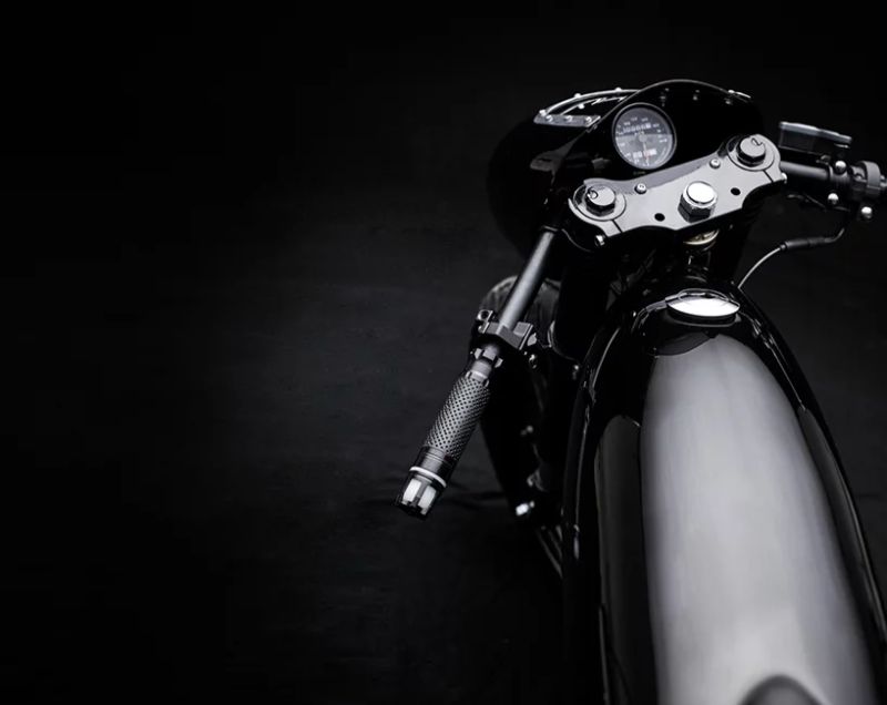 The Beautiful and Dark Reality of bandit9 EVE 2020 Motorcycle