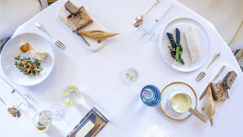 A Dining Design Project By Philippe Starck: Inside Le Meurice Alain Ducasse