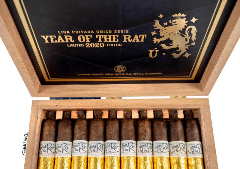 The Best Luxury Gifts For The Cigar Smokers Of Your Life