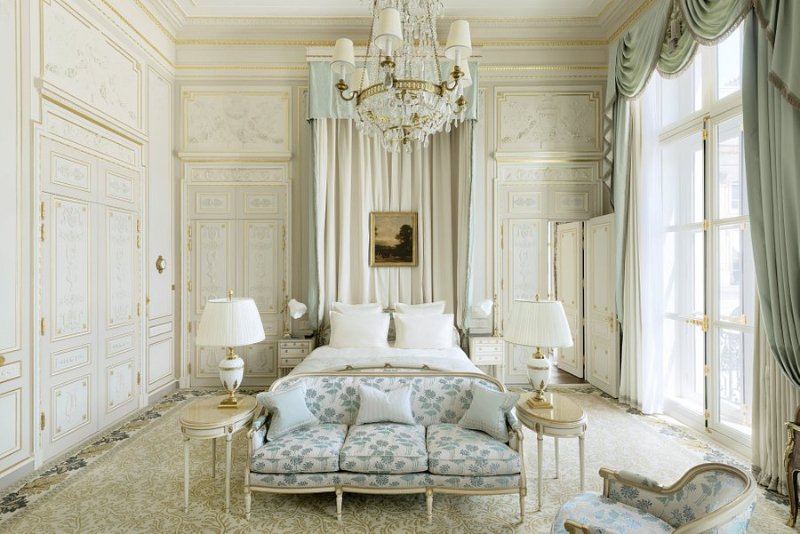 Luxury Hotels Where You'll Sleep Surrounded By History